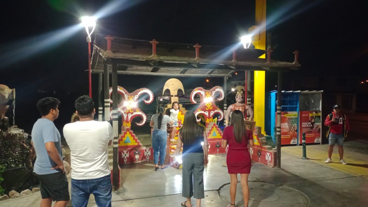 Tour Moche de noche - Imagen 2